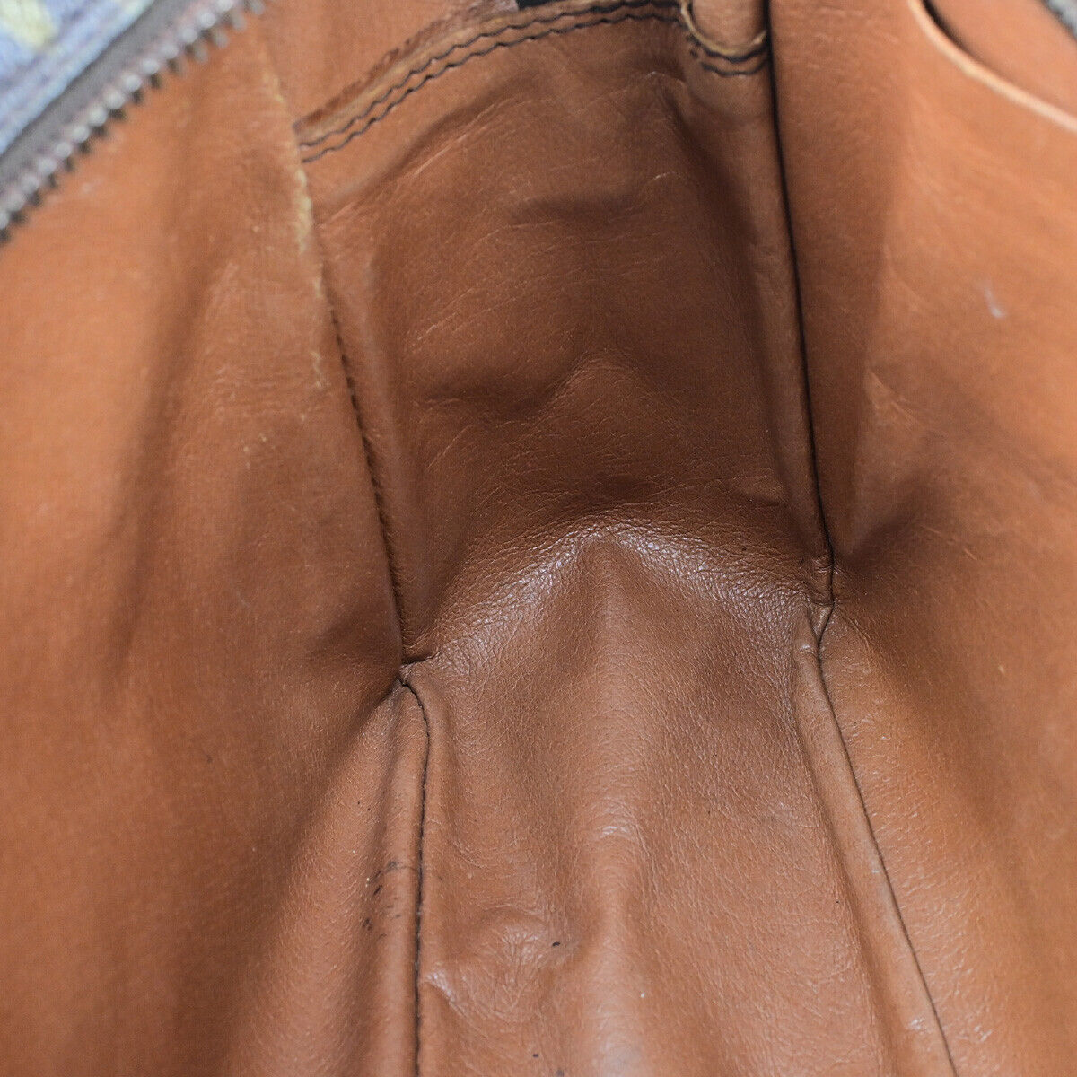 LOUIS VUITTON Nile GM Crossbody Shoulder Bag Monogram Leather BN M45242 60SJ517