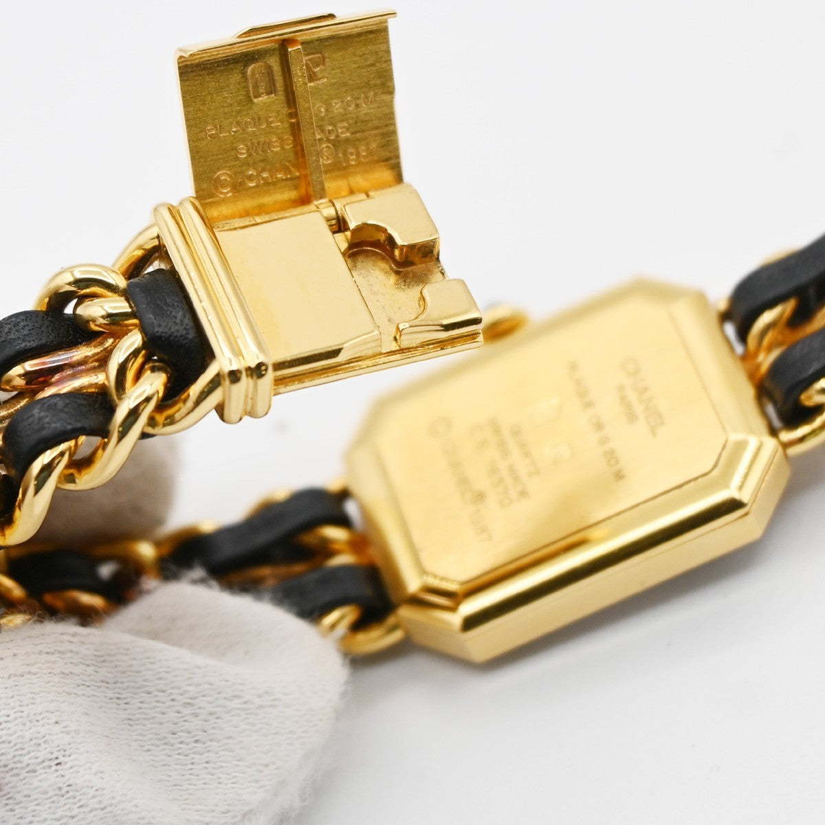 CHANEL Logo Premiere Watch M Size Quartz Gold Plated Leather Swiss Made 620LC637