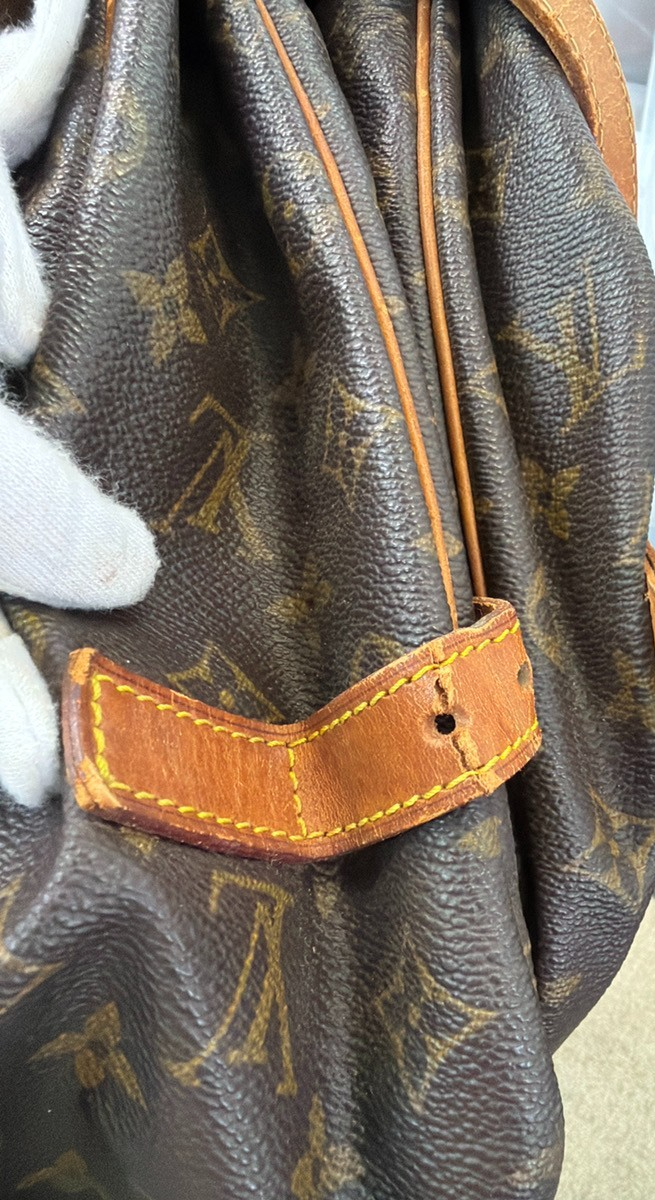 LOUIS VUITTON Saumur 35 Shoulder Bag Monogram Leather BN France M42254 39KC945