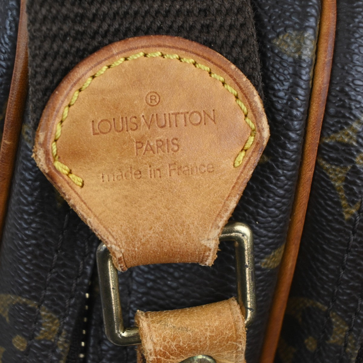 LOUIS VUITTON Reporter PM Crossbody Shoulder Bag Monogram Leather M45254 81MA044
