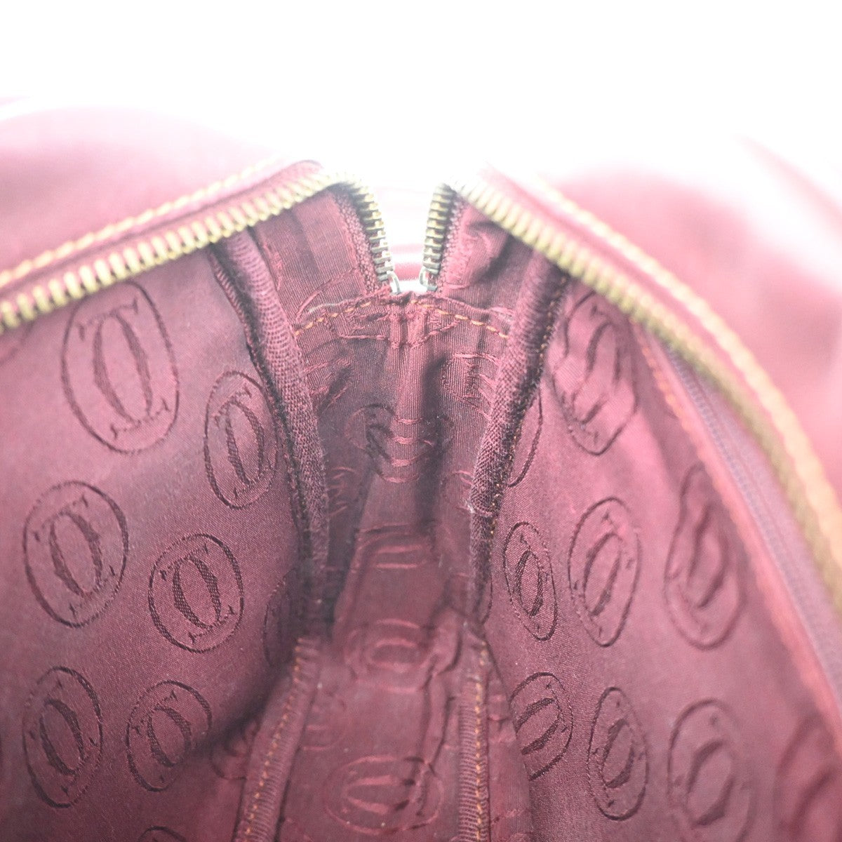 MUST DE CARTIER 2C Logo Mini Crossbody Shoulder Bag Leather Red GHW 66YJ144