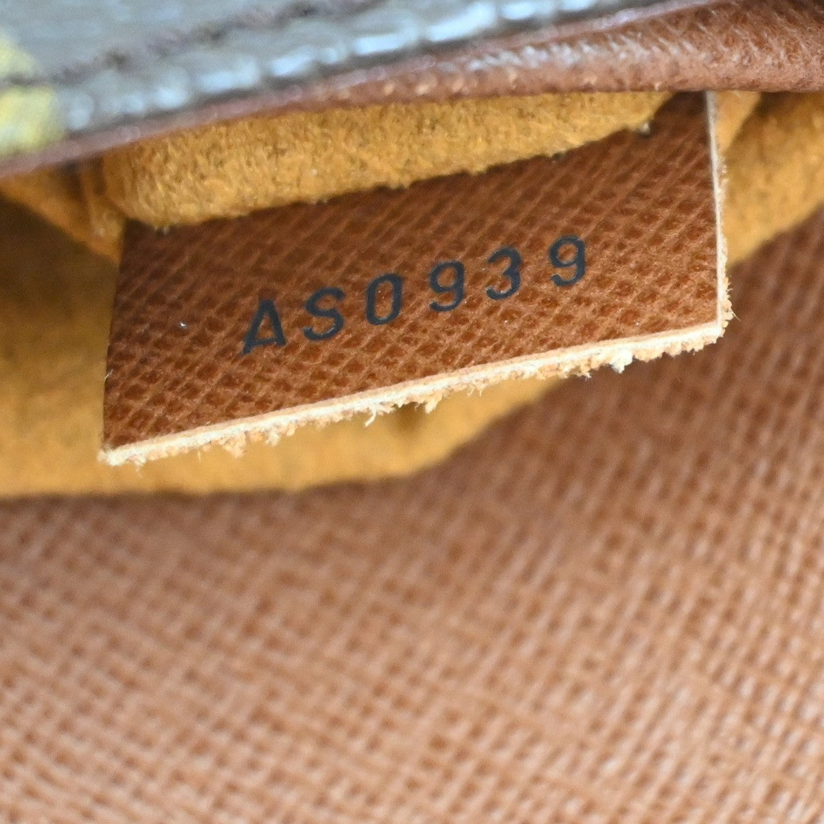 LOUIS VUITTON Musette Salsa Short Shoulder Bag Monogram BN France M51258 82ZA312