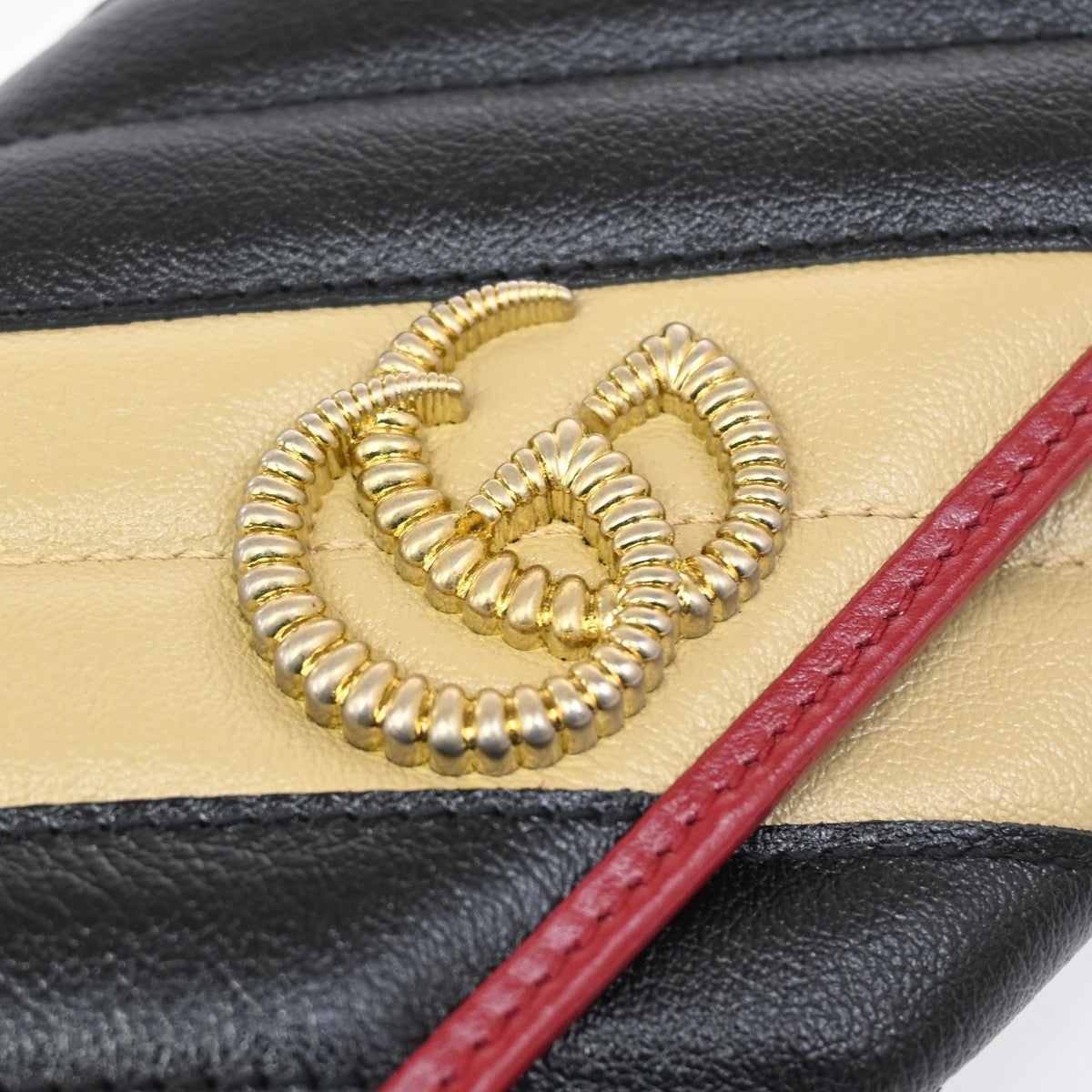 GUCCI GG Logo Marmont Continental Long Wallet Leather Black Beige Red 82RL528