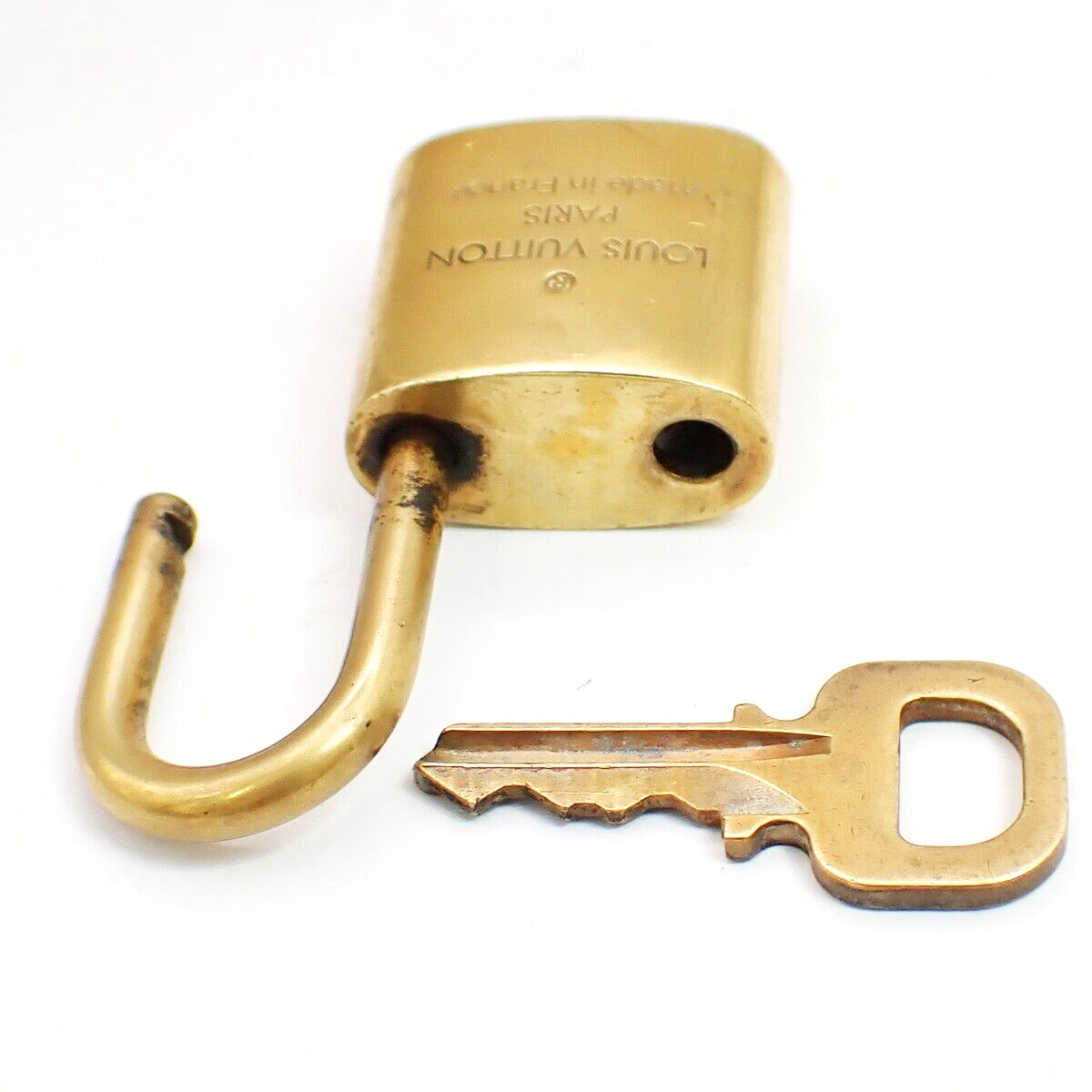 LOUIS VUITTON LV 10 Set  Padlock Key Bag Charm Cadena Gold Plated France 62YF805