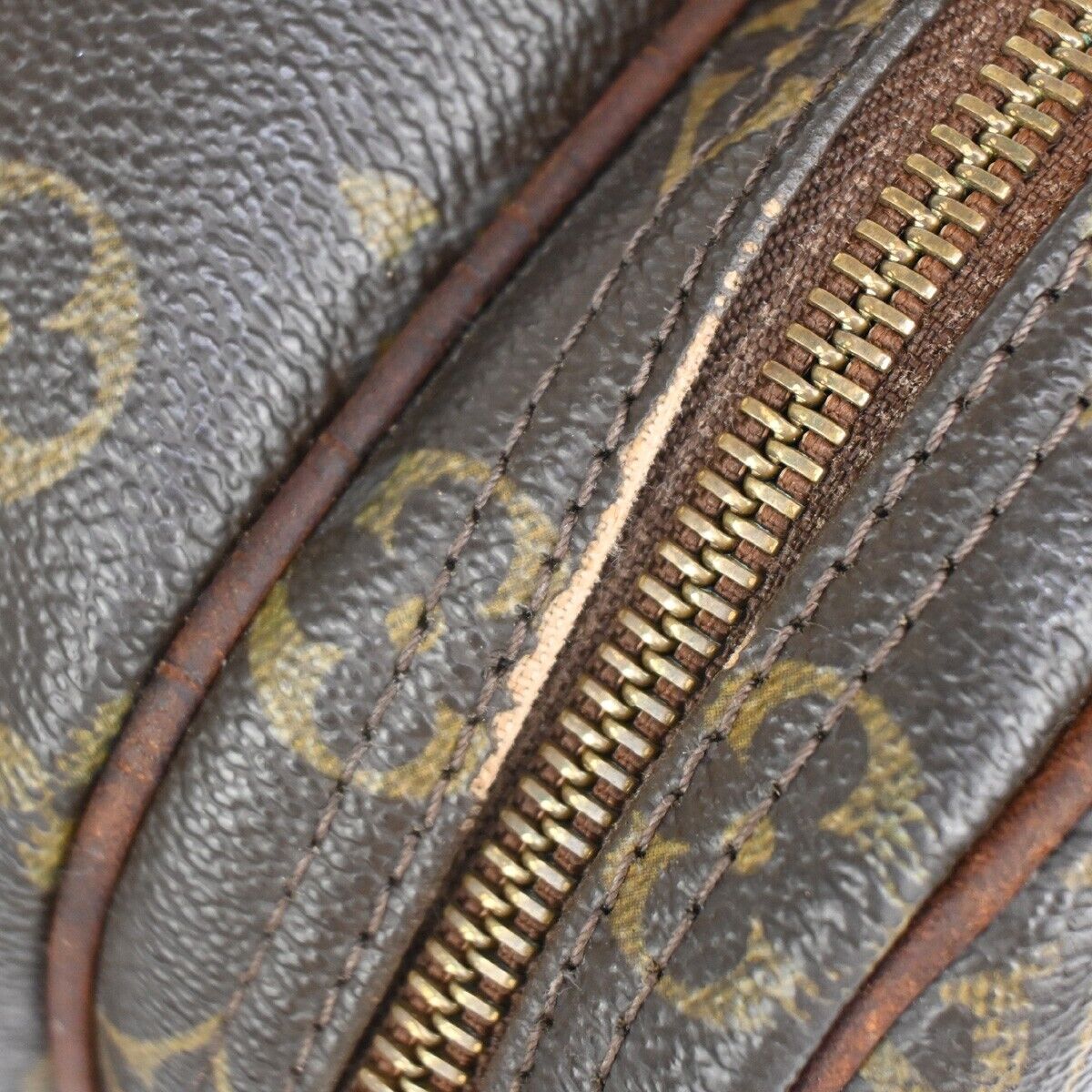 LOUIS VUITTON Reporter PM Crossbody Shoulder Bag Monogram Leather M45254 65FA197