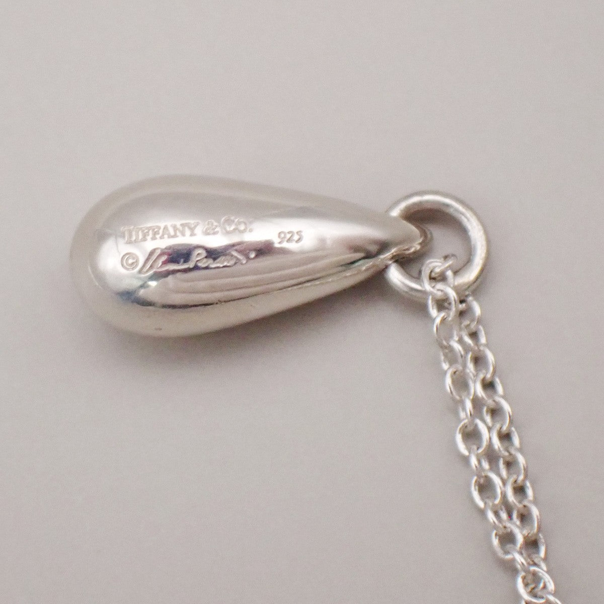Tiffany & Co. Logo Tear Drop Chain Necklace Pendant Ag 925 Silver 09YH713
