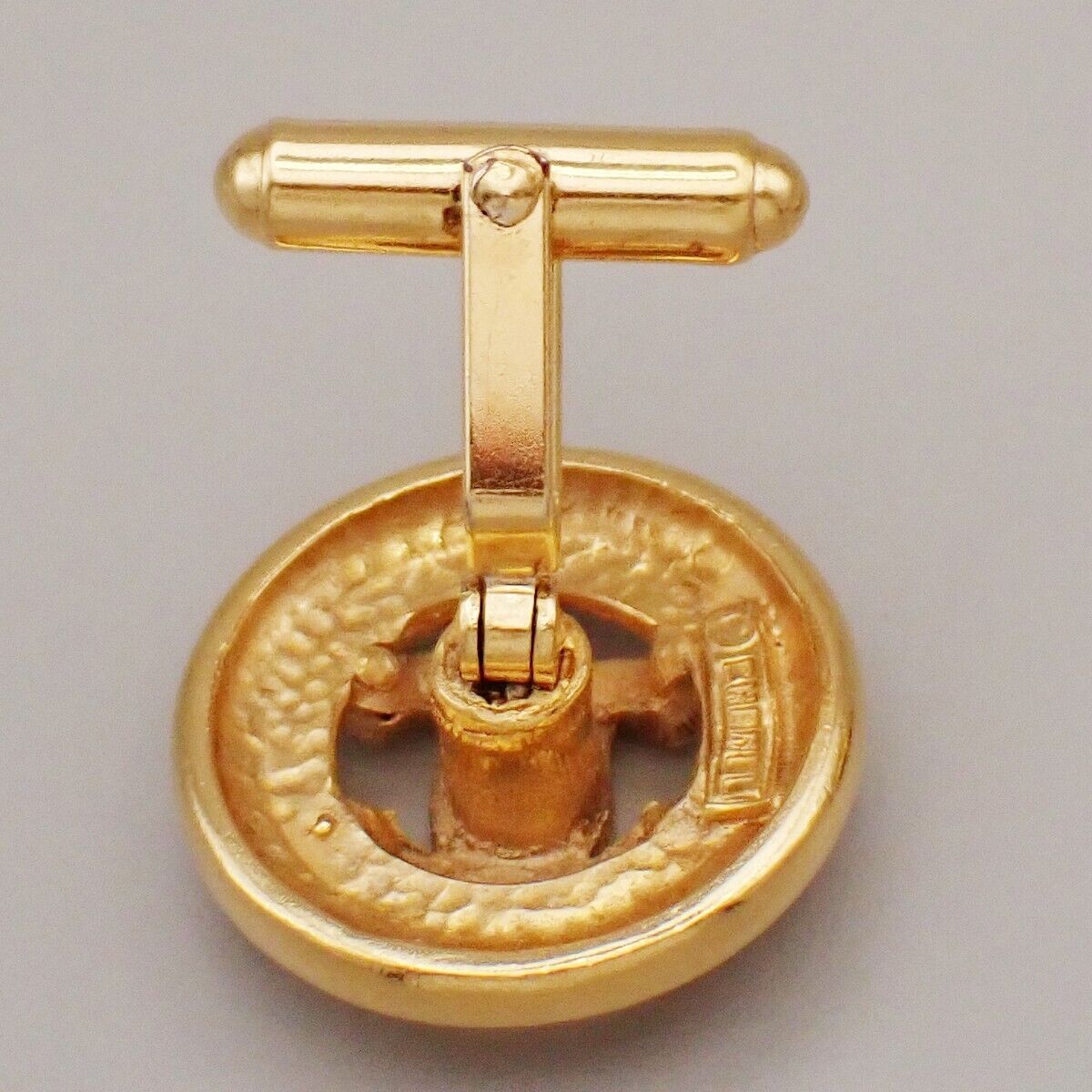 CHANEL CC Logo Round Cufflinks Gold-Plated GHW Accessory 62RL074