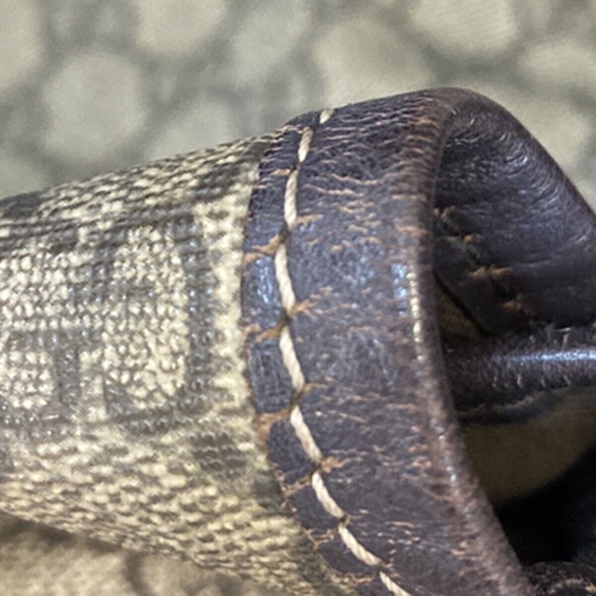 GUCCI Logo GG Pattern Crossbody Shoulder Bag PVC Leather Brown Italy 68EC870