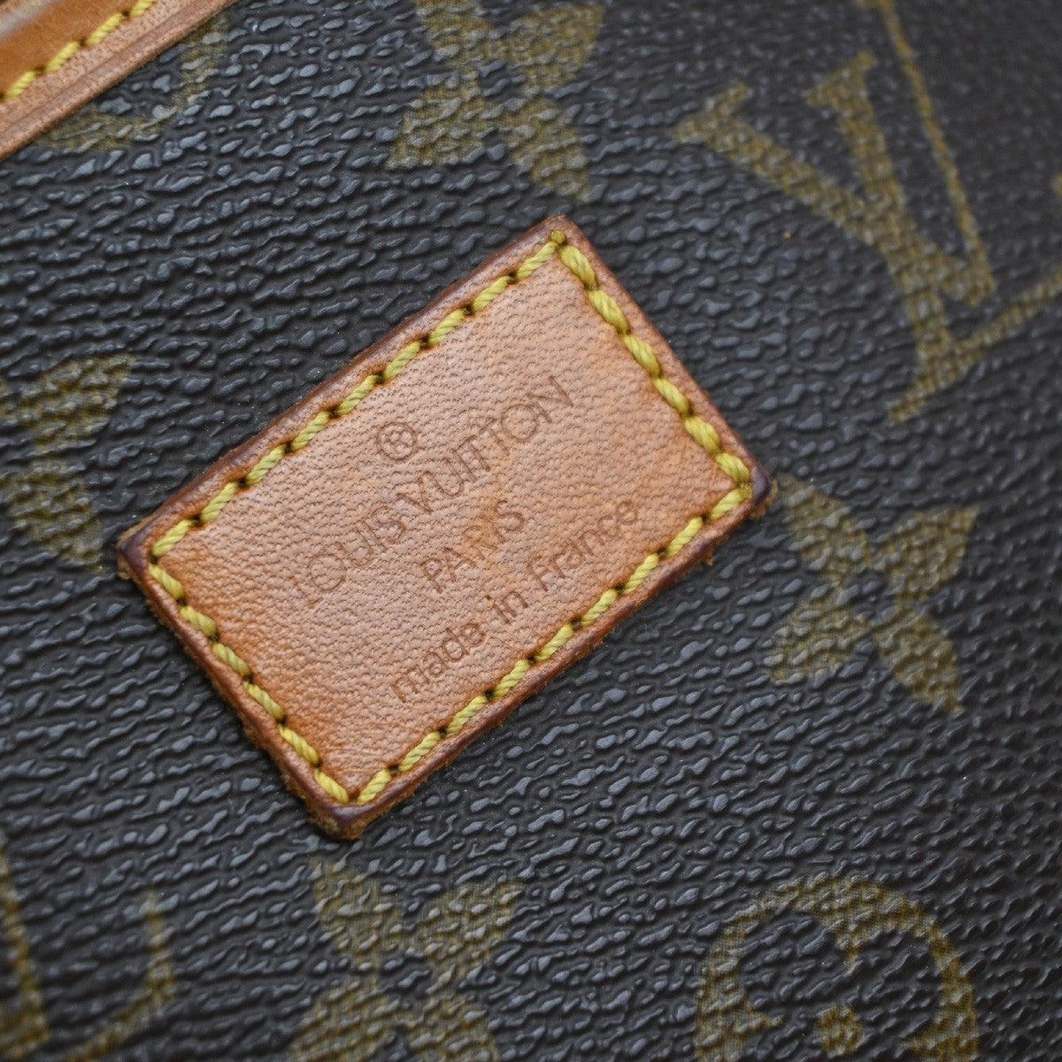 LOUIS VUITTON Saumur 35 Shoulder Bag Monogram Leather BN France M42254 82EG371