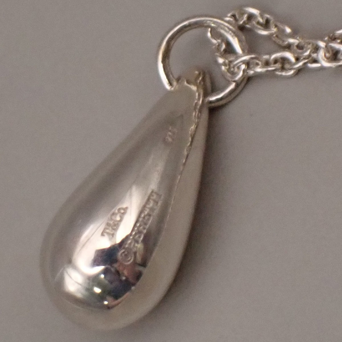 Tiffany & Co. Logo Tear Drop Chain Necklace Pendant Ag 925 Silver 09YH712