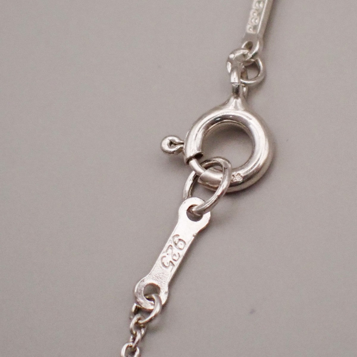 Tiffany & Co. Madonna Chain Necklace Pendant Silver 925 Elsa Peretti 05YH719