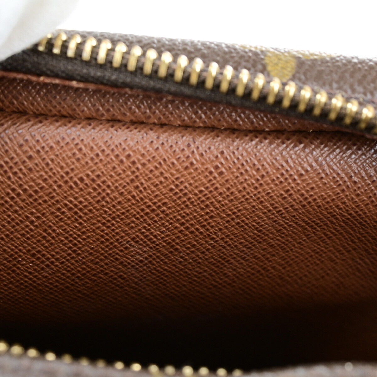 LOUIS VUITTON Amazon Crossbody Shoulder Bag Monogram Leather BN M45236 16SJ032