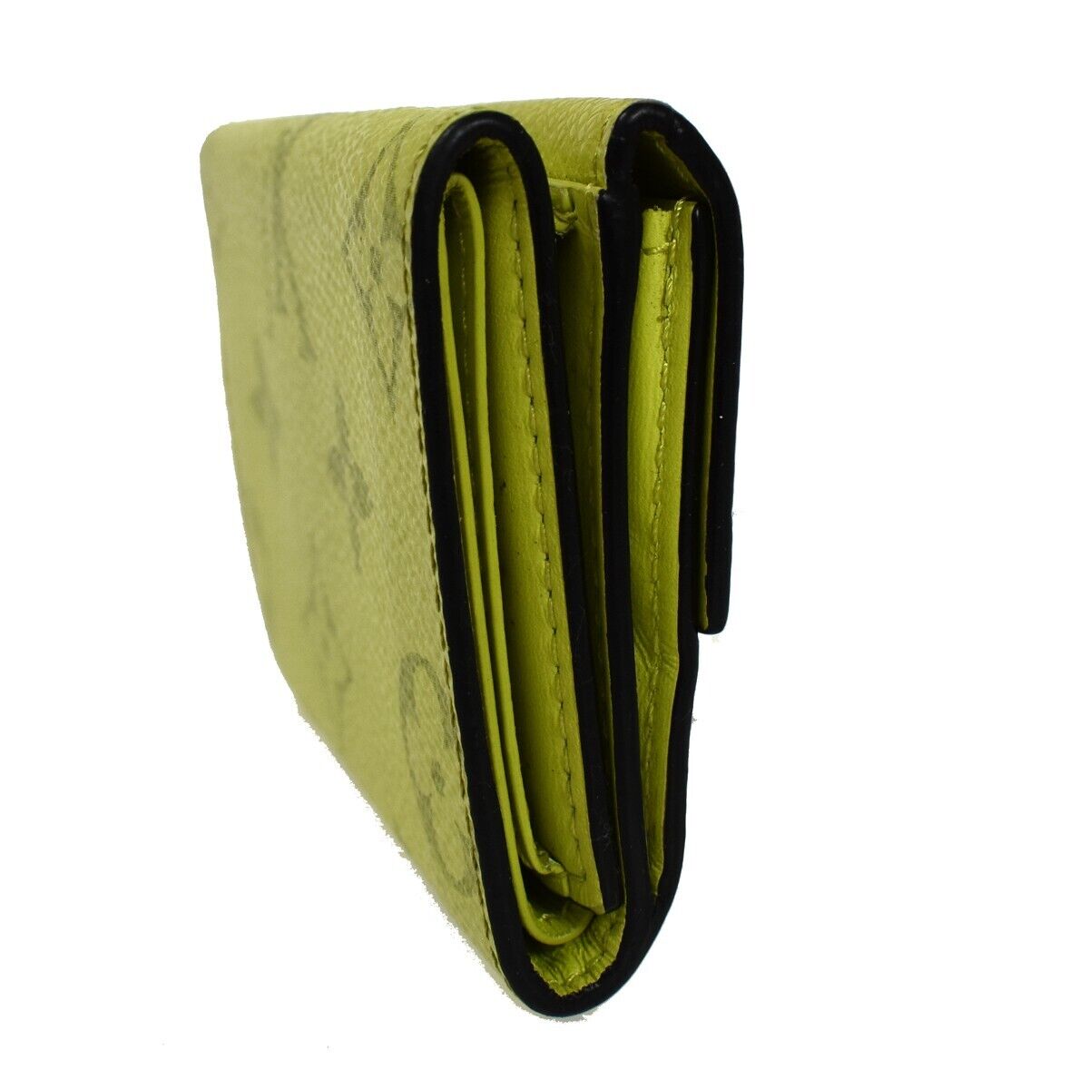 LOUIS VUITTON Discovery Compact Trifold Wallet Taigarama Leather M67629 38GA437