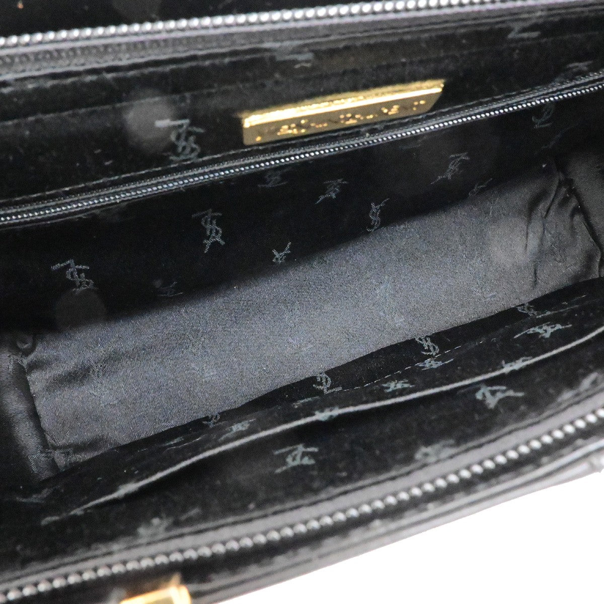 YVES SAINT LAURENT YSL Logo Shoulder Bag Leather Black Gold GHW 39YG825