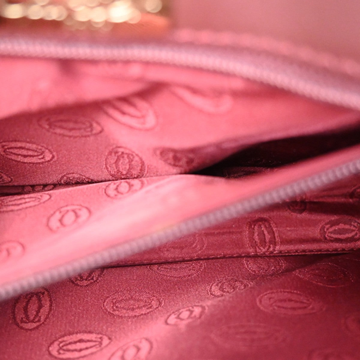MUST DE CARTIER 2C Logo Crossbody Shoulder Bag Leather Red GHW Spain 63ZA358
