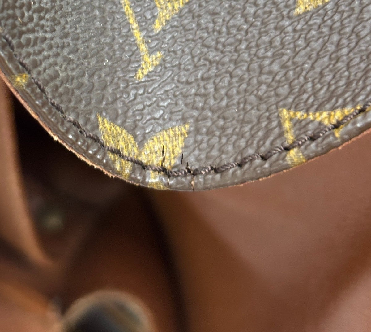 LOUIS VUITTON Cartouchiere MM Shoulder Bag Monogram Leather Brown M51253 31PA040