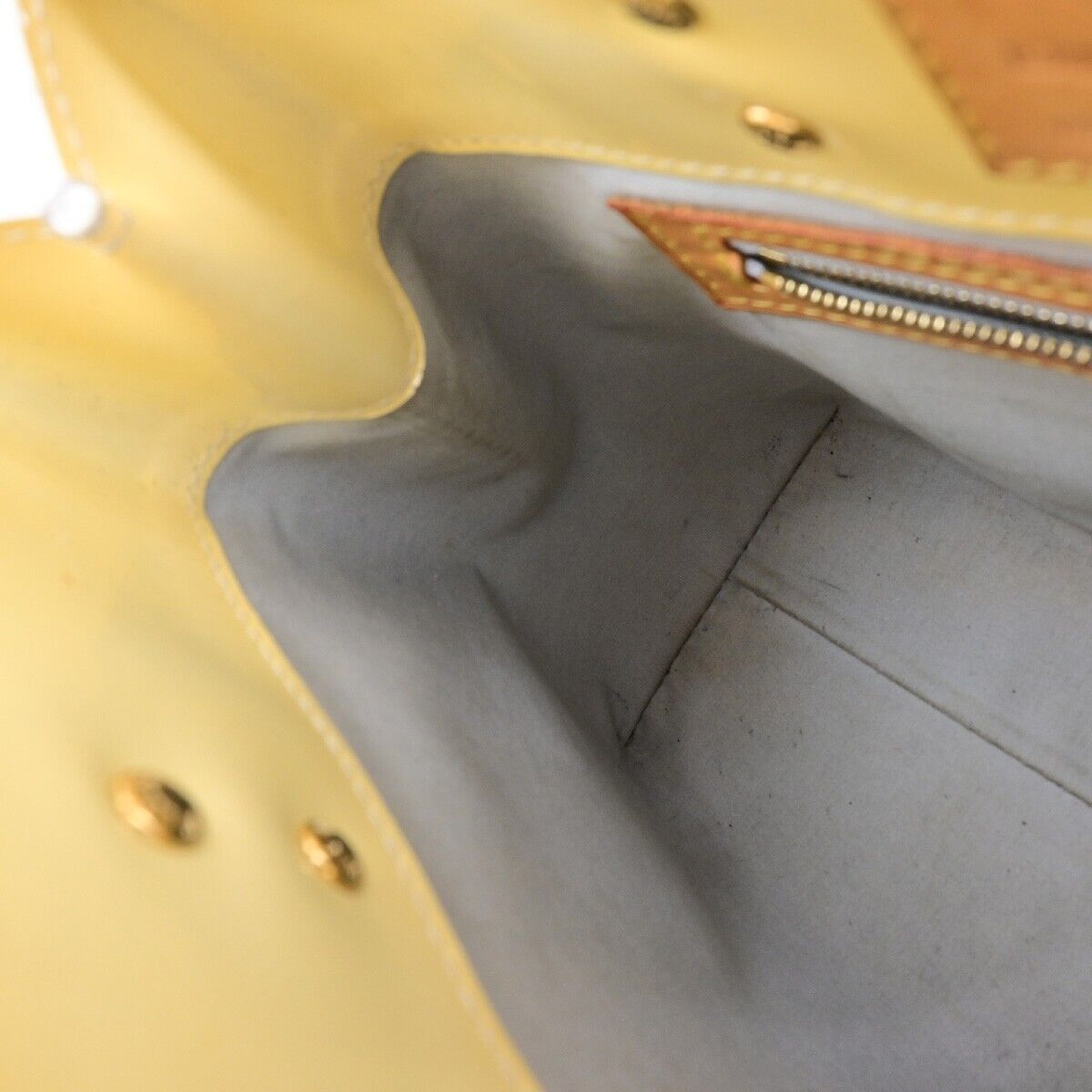LOUIS VUITTON LV Lead PM Hand Bag Monogram Vernis Leather Perle M91336 05EB371