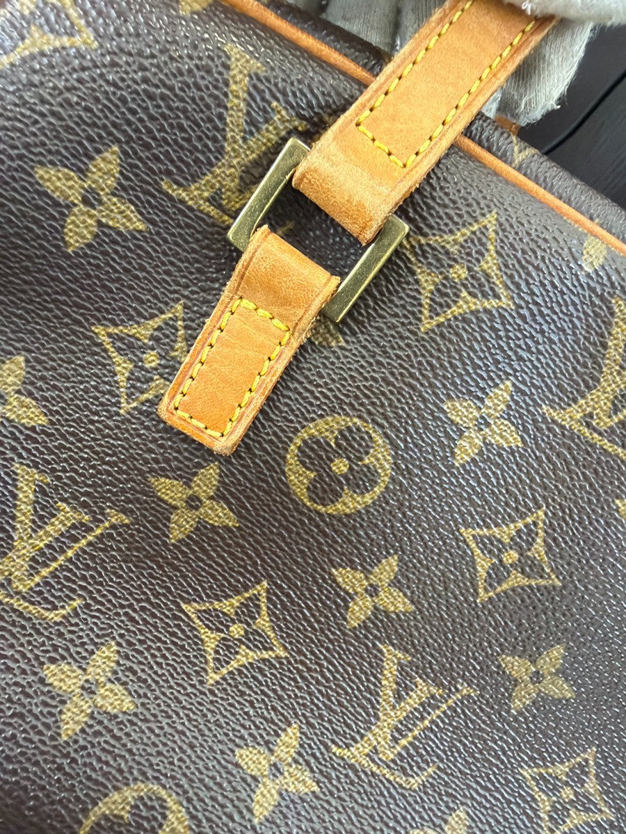 LOUIS VUITTON Cite MM Shoulder Bag Monogram Leather Brown France M51182 18YH989