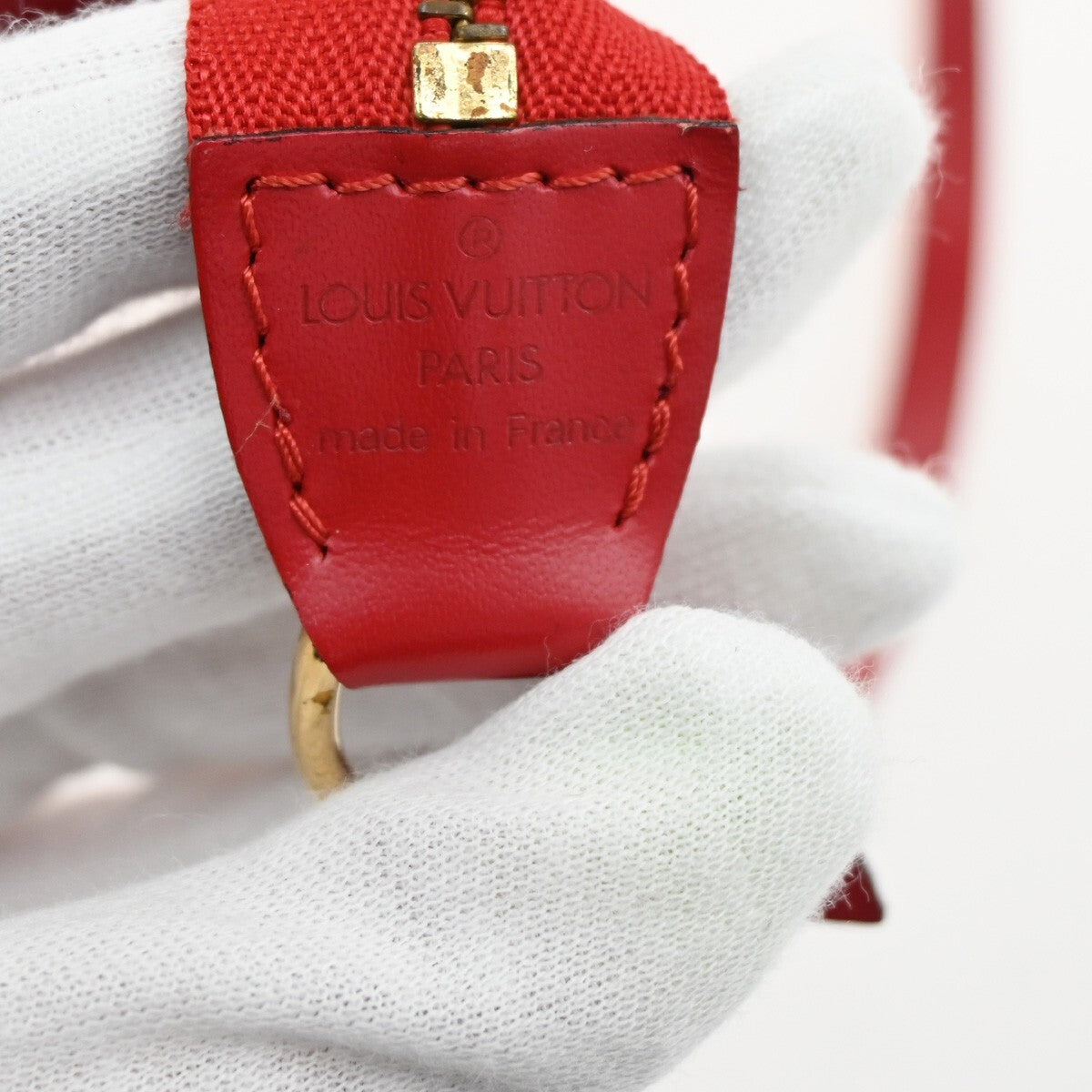 LOUIS VUITTON LV Pochette Accessoires Hand Bag Epi Leather Red M52947 85RL096