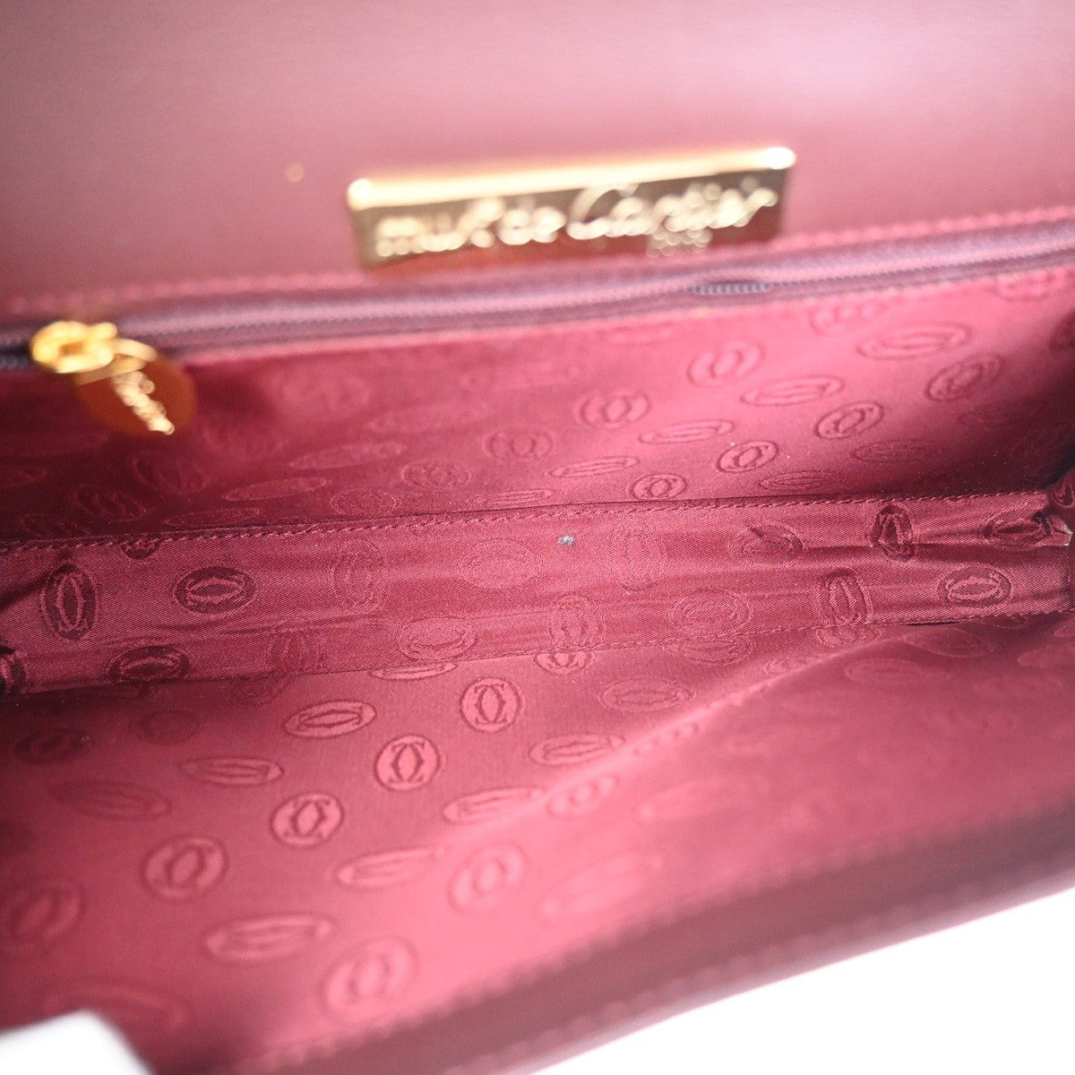 MUST DE CARTIER 2C Logo Crossbody Shoulder Bag Leather Red GHW Spain 63ZA358