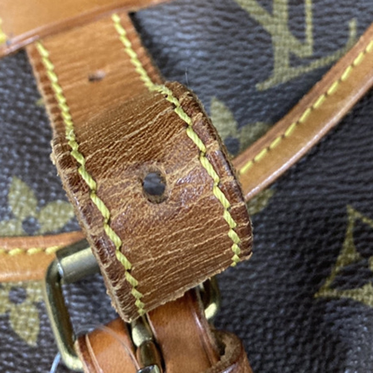 LOUIS VUITTON Logo Saumur 30 Shoulder Bag Monogram Leather Brown M42256 84EG375