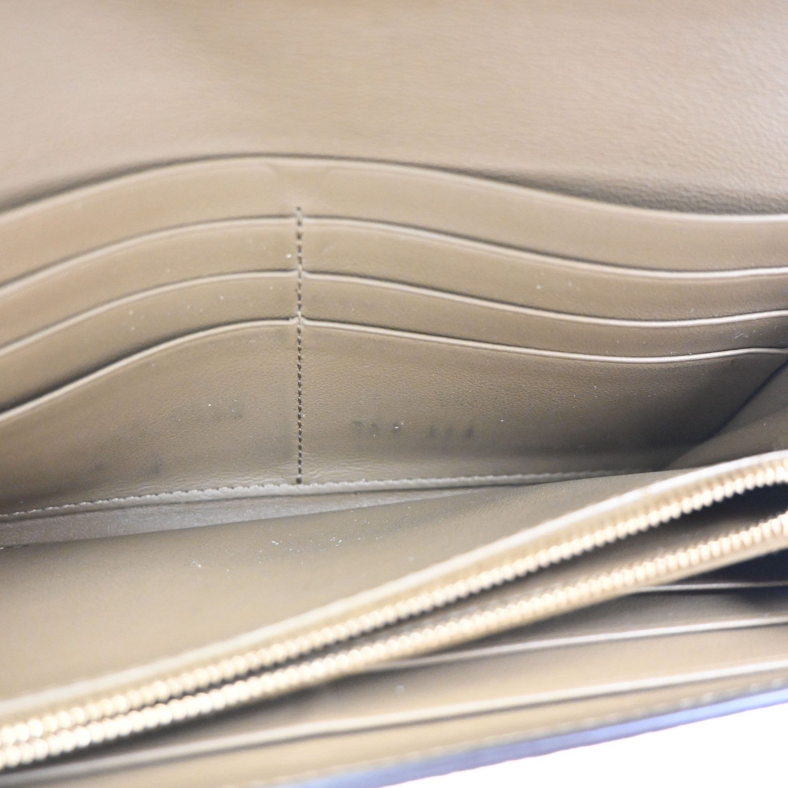 FENDI Logo Peekaboo Bifold Turn Lock Long Wallet Leather Pink Italy GHW 61KC929