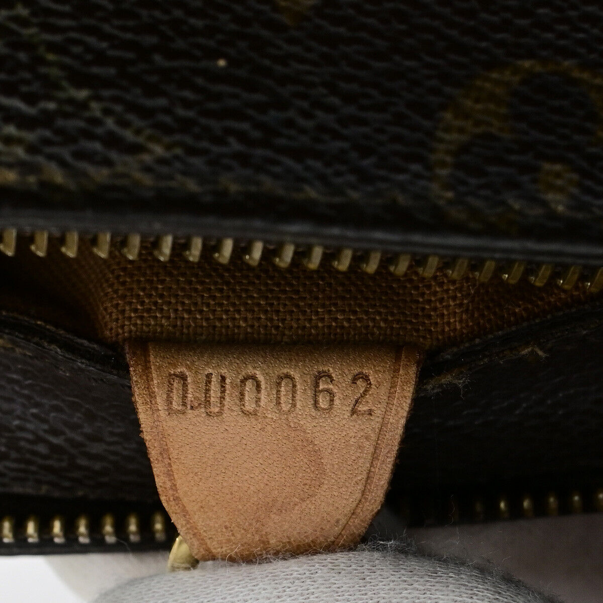 LOUIS VUITTON Cabas Piano Shoulder Bag Monogram Leather Brown M51148 65SJ615