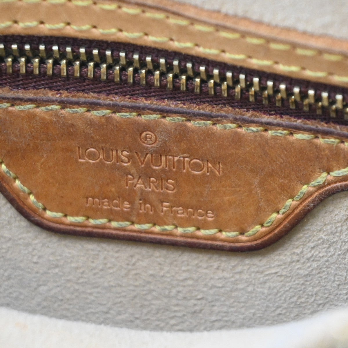 LOUIS VUITTON Looping MM Shoulder Bag Monogram Leather BN USA M51146 87YJ276