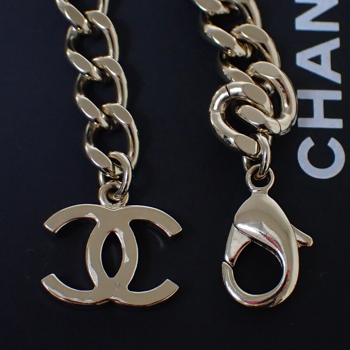 CHANEL CC Logo Chain Bracelet Bangle B22S GHW Italy Accessory 28RJ700
