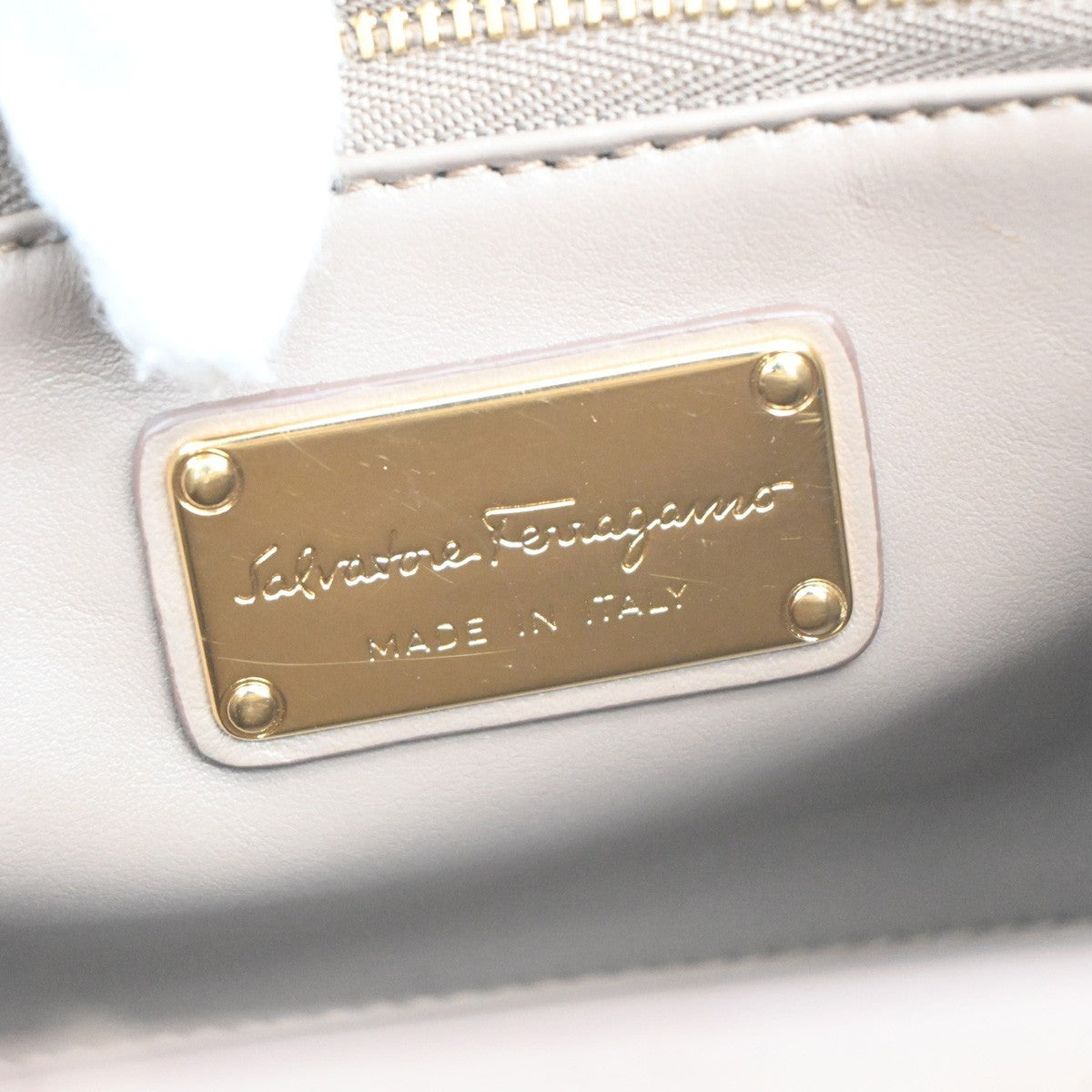 SALVATORE FERRAGAMO Logo Gancini Hand Bag Leather Brown GHW Italy 36MA427