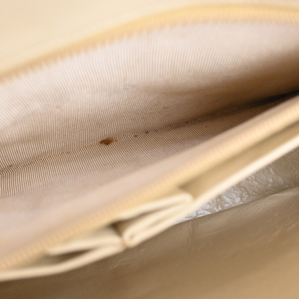 CHANEL CC Matelasse 23 Chain Shoulder Bag Leather Beige GHW Vintage 695RJ532