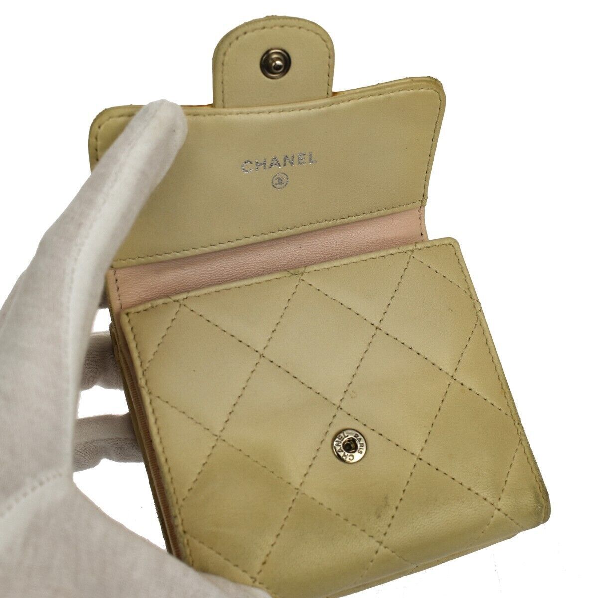 CHANEL CC Logo Matelasse Trifold Wallet Purse Leather Beige SHW France 05GA189
