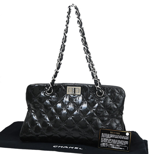 CHANEL Logo 2.55 Chain Shoulder Bag Patent Leather Black SHW 691RJ755