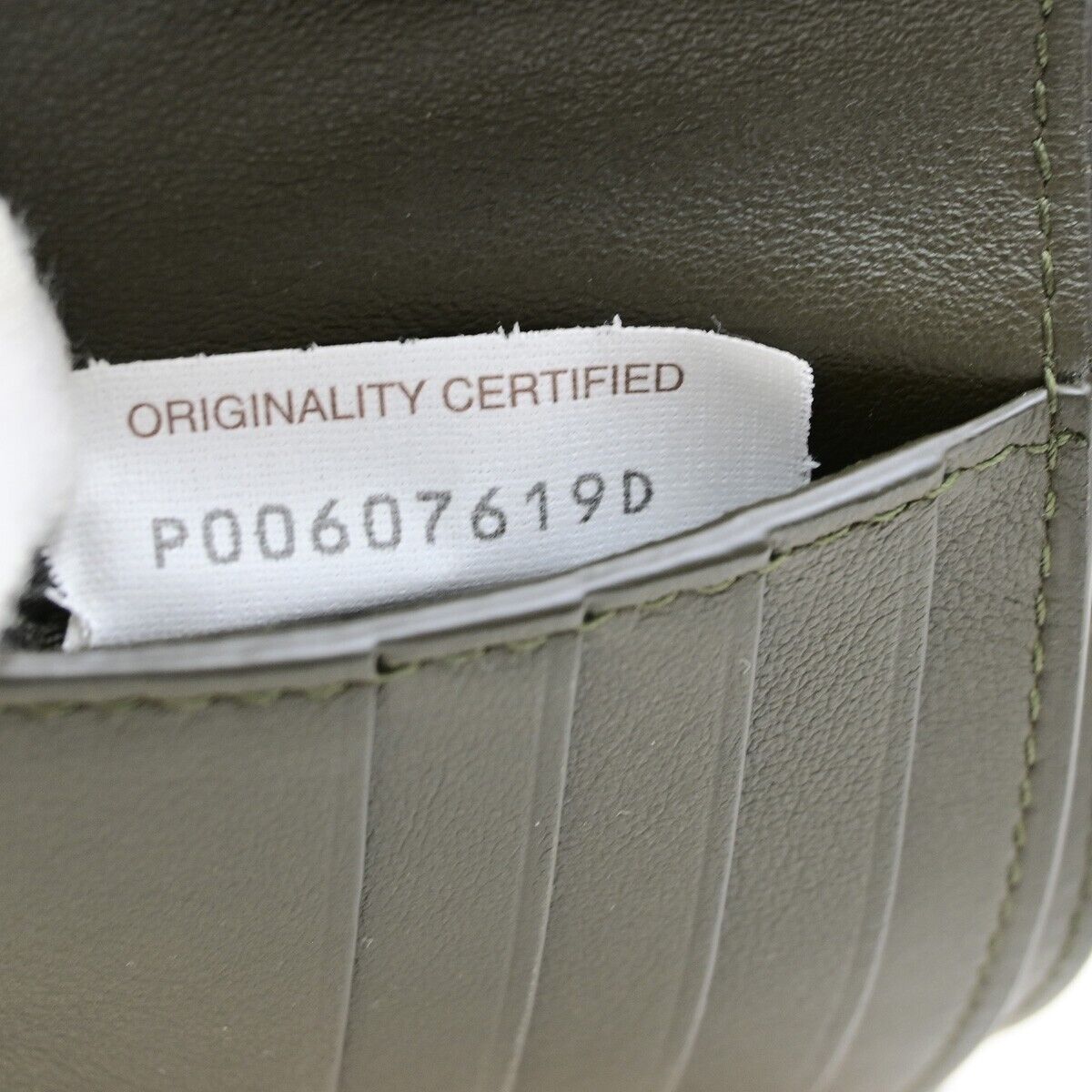 BOTTEGA VENETA Logo Bifold Compact Wallet Leather Khaki Green Italy 36FB223