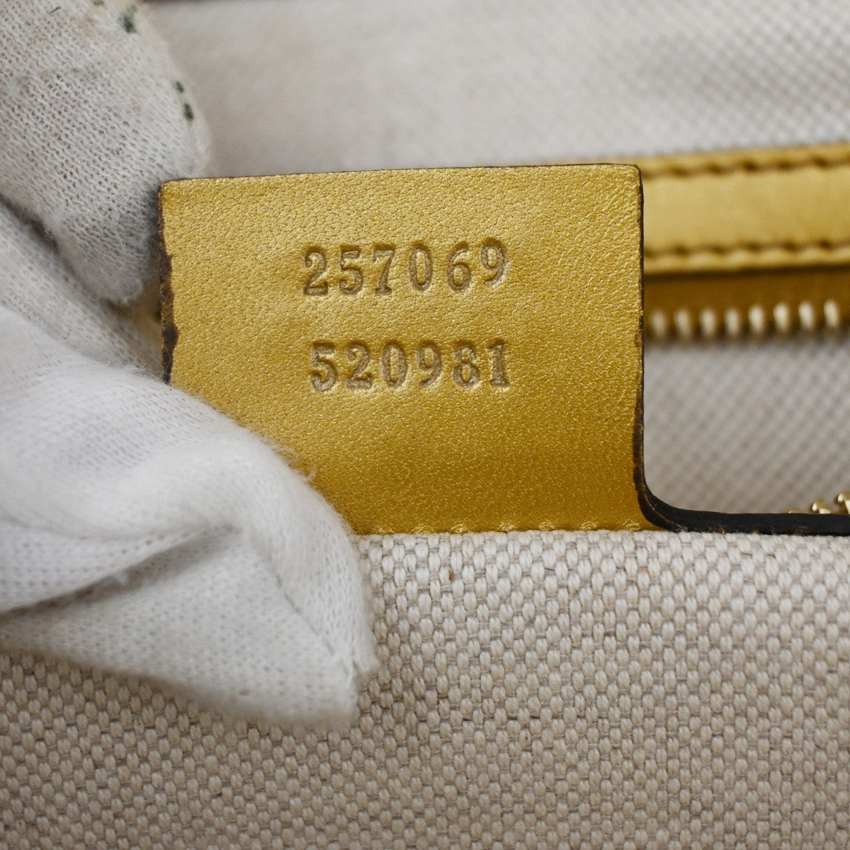 GUCCI GG Pattern Hand Bag Canvas Leather Heart-Shaped GG Charms Italy 39CA073