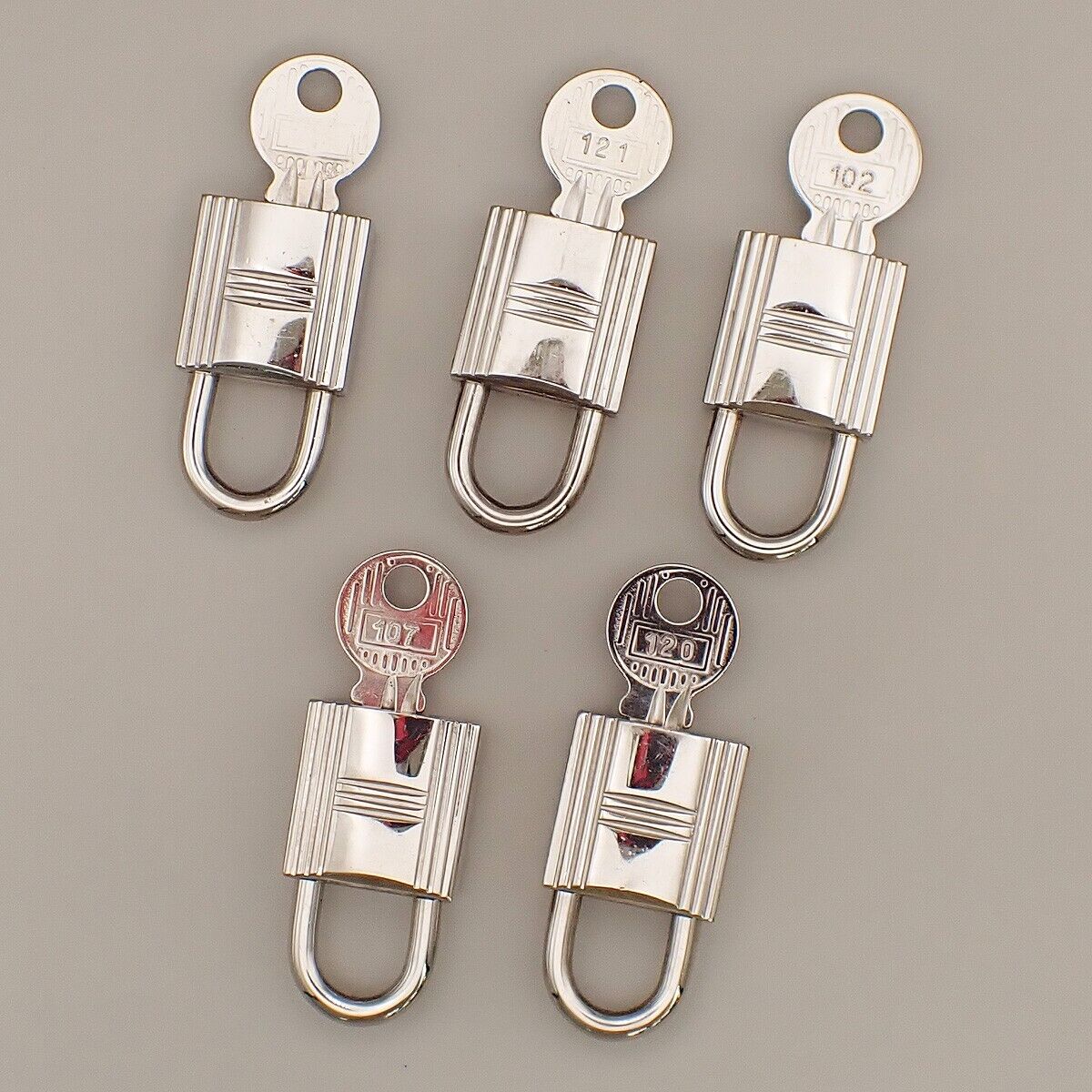 HERMES Logo 5 Set Padlock Key Bag Charm Cadena Silver-plated Accessroy 37KA554