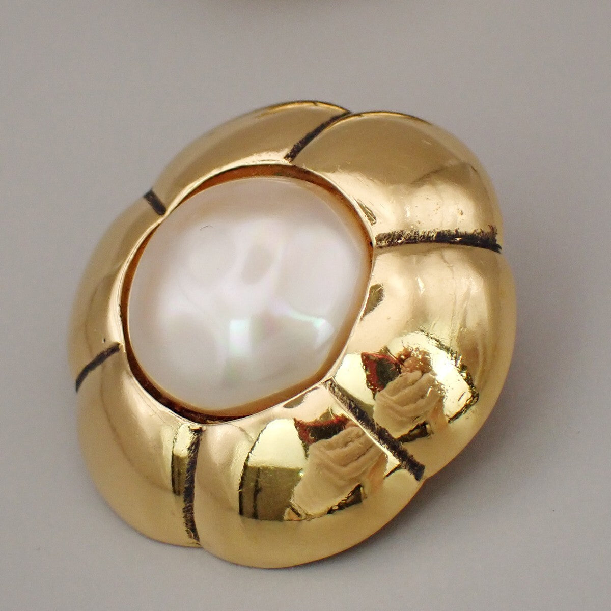 CHANEL Logo Flower Round Button Earrings Clip-On Imitation Pearl Gold 33RK752