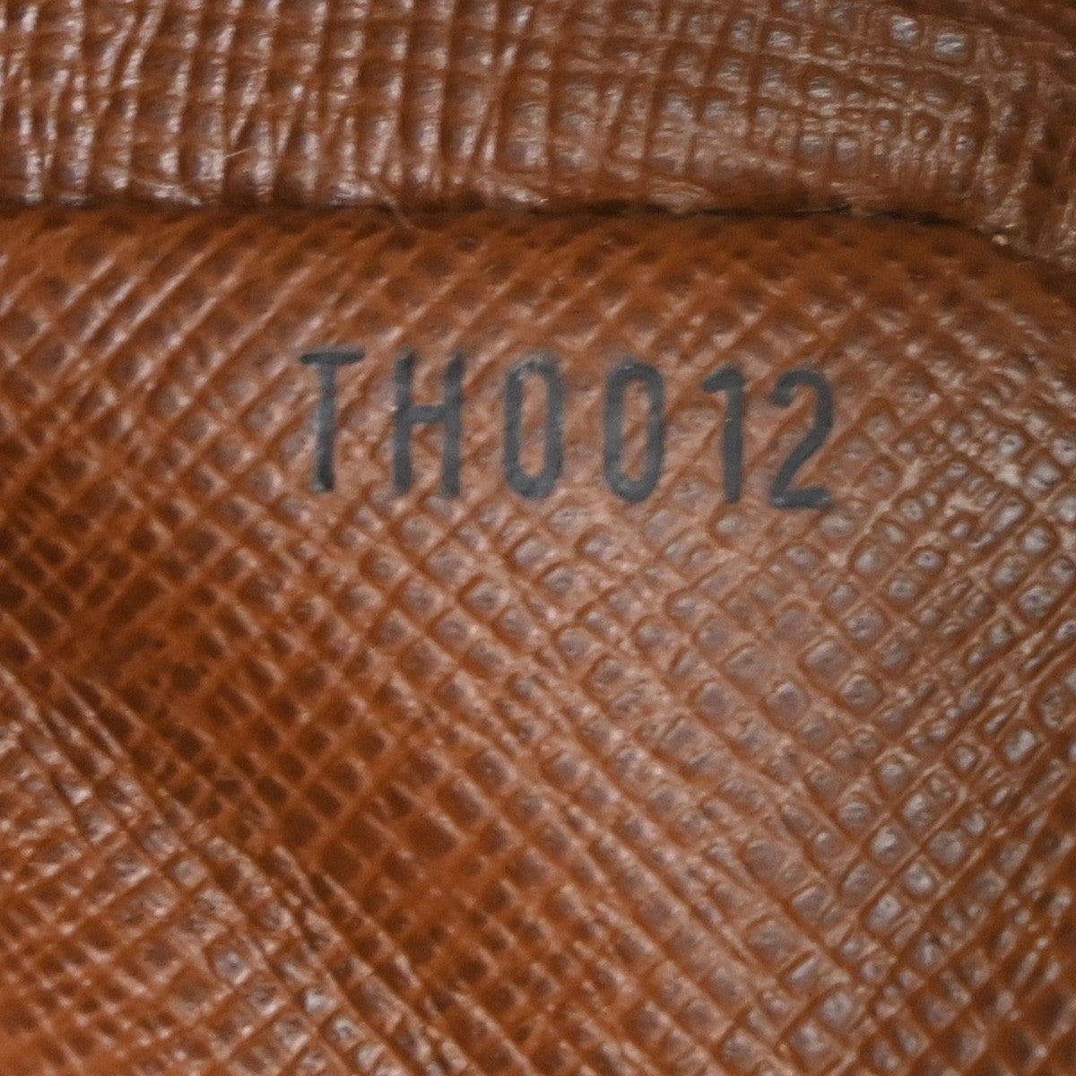 LOUIS VUITTON Amazon Crossbody Shoulder Bag Monogram Leather BN M45236 77TA679