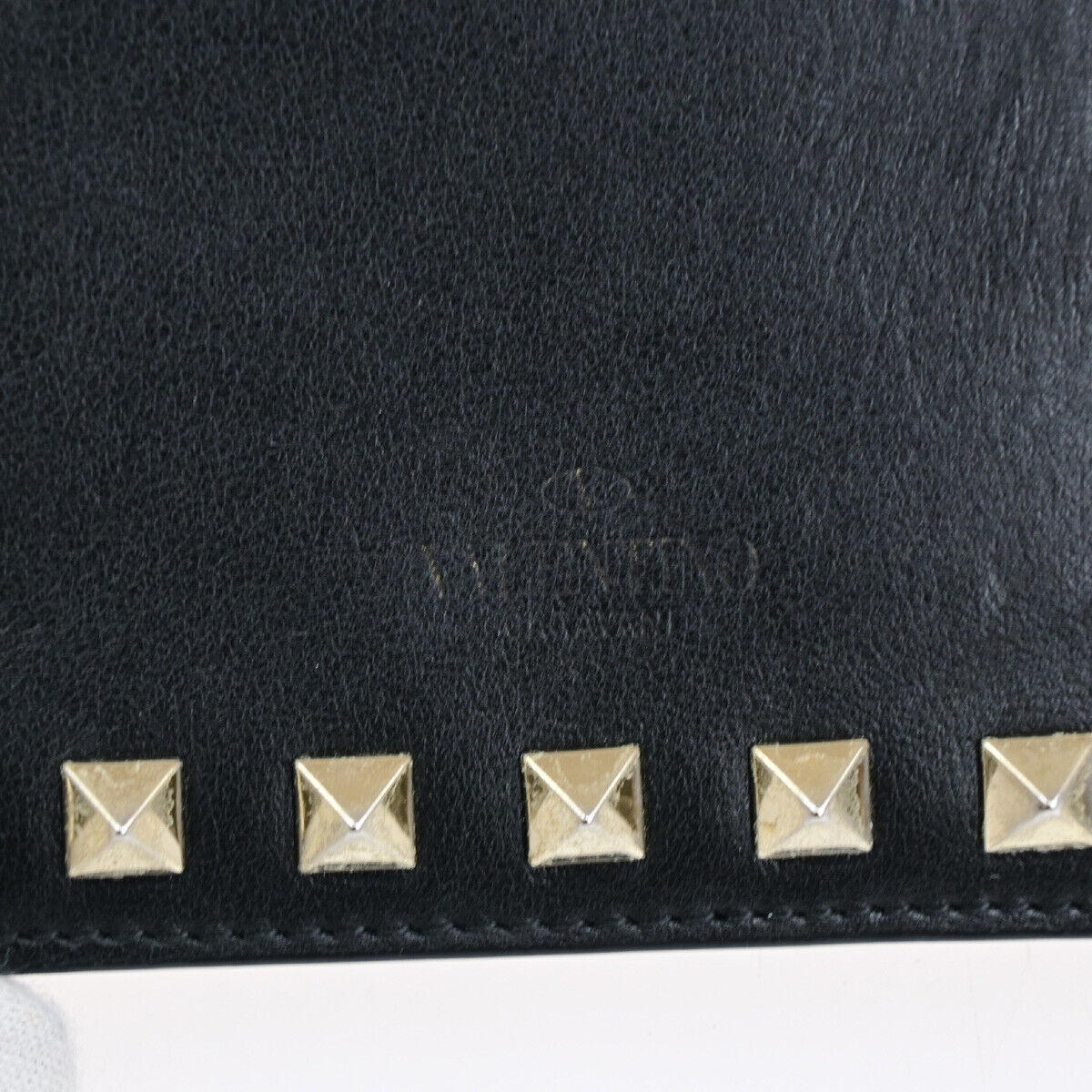 VALENTINO Logo Studs Compact Bifold Wallet Purse Leather Black GHW Italy 69YF968