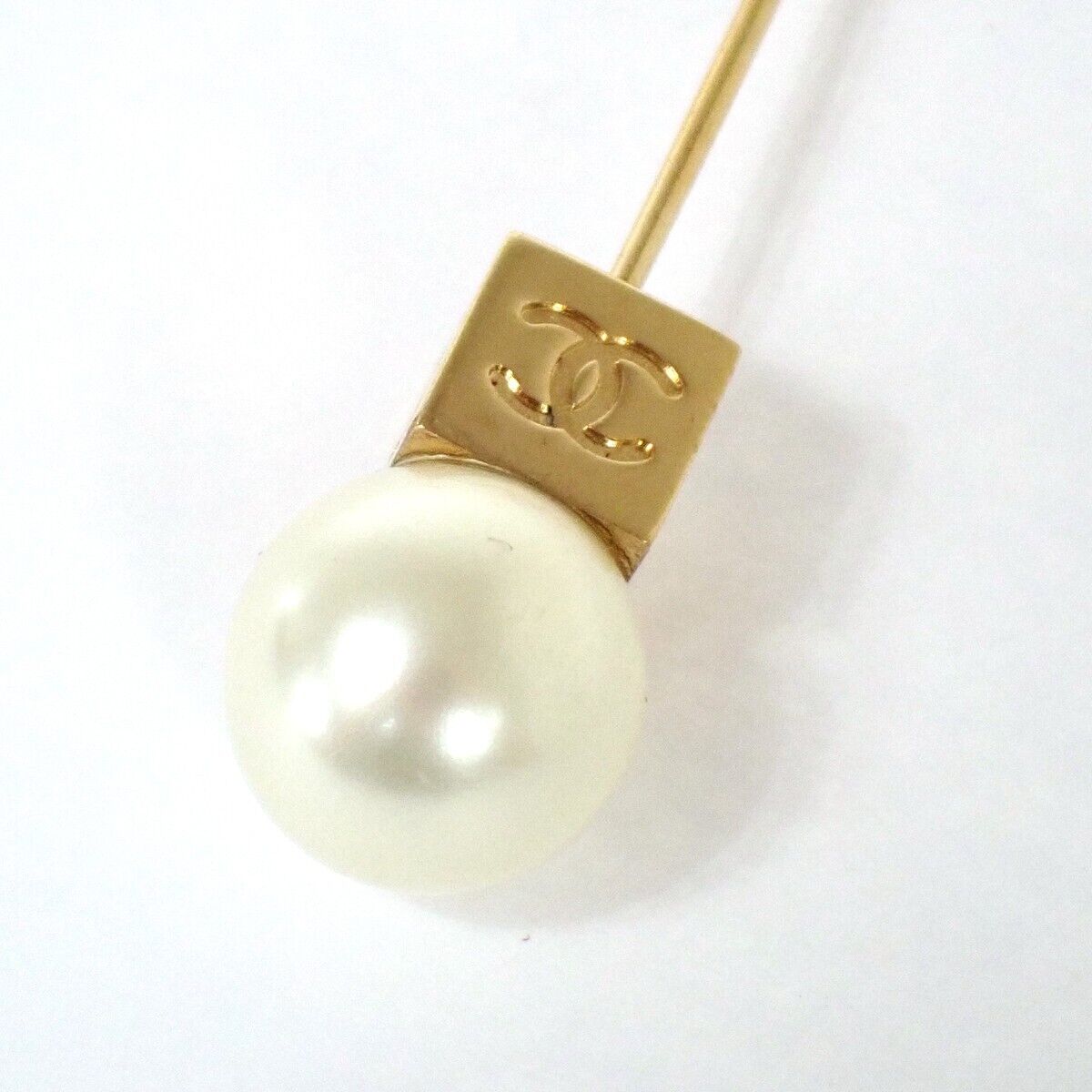 CHANEL CC Logo Pin Brooch 02A Imitation Pearl GHW Italy Accessory 69RH944