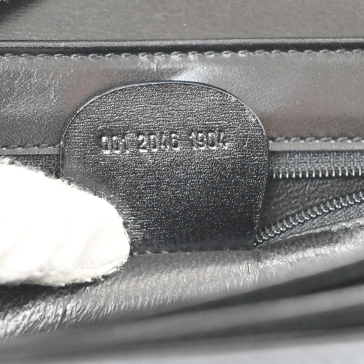 GUCCI LOGO Flap One Shoulder Hand Bag Leather Black GHW Italy 67KD073
