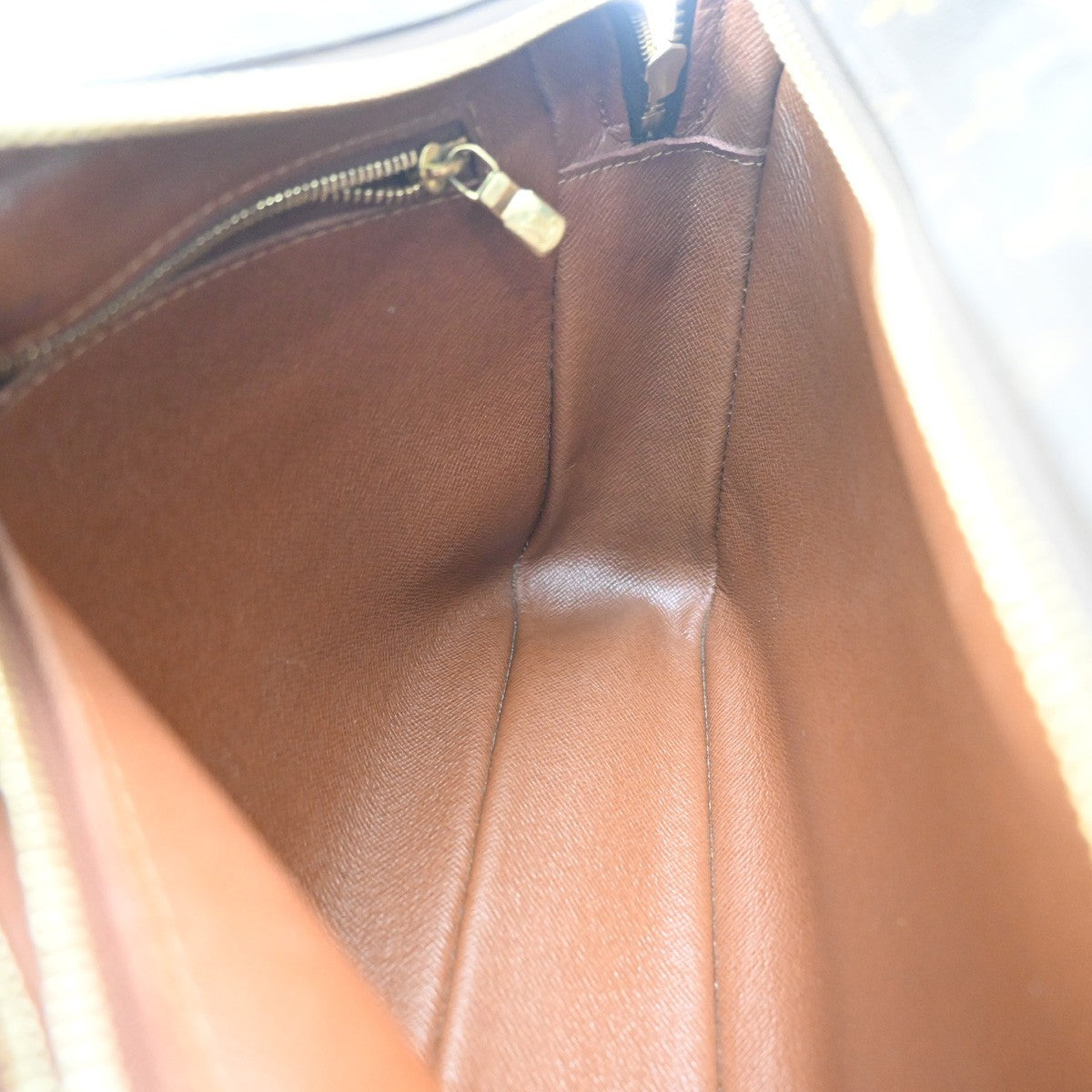 LOUIS VUITTON Nile Crossbody Shoulder Bag Monogram Leather Brown M45244 89KC882