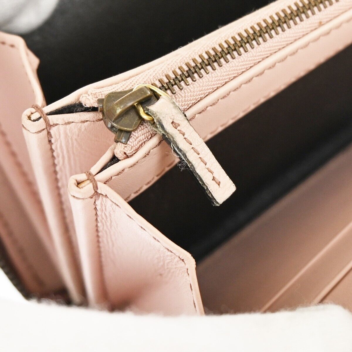 GUCCI GG Marmont Long Zipper Wallet Purse Exotic Leather Pink GHW Italy 39YD962