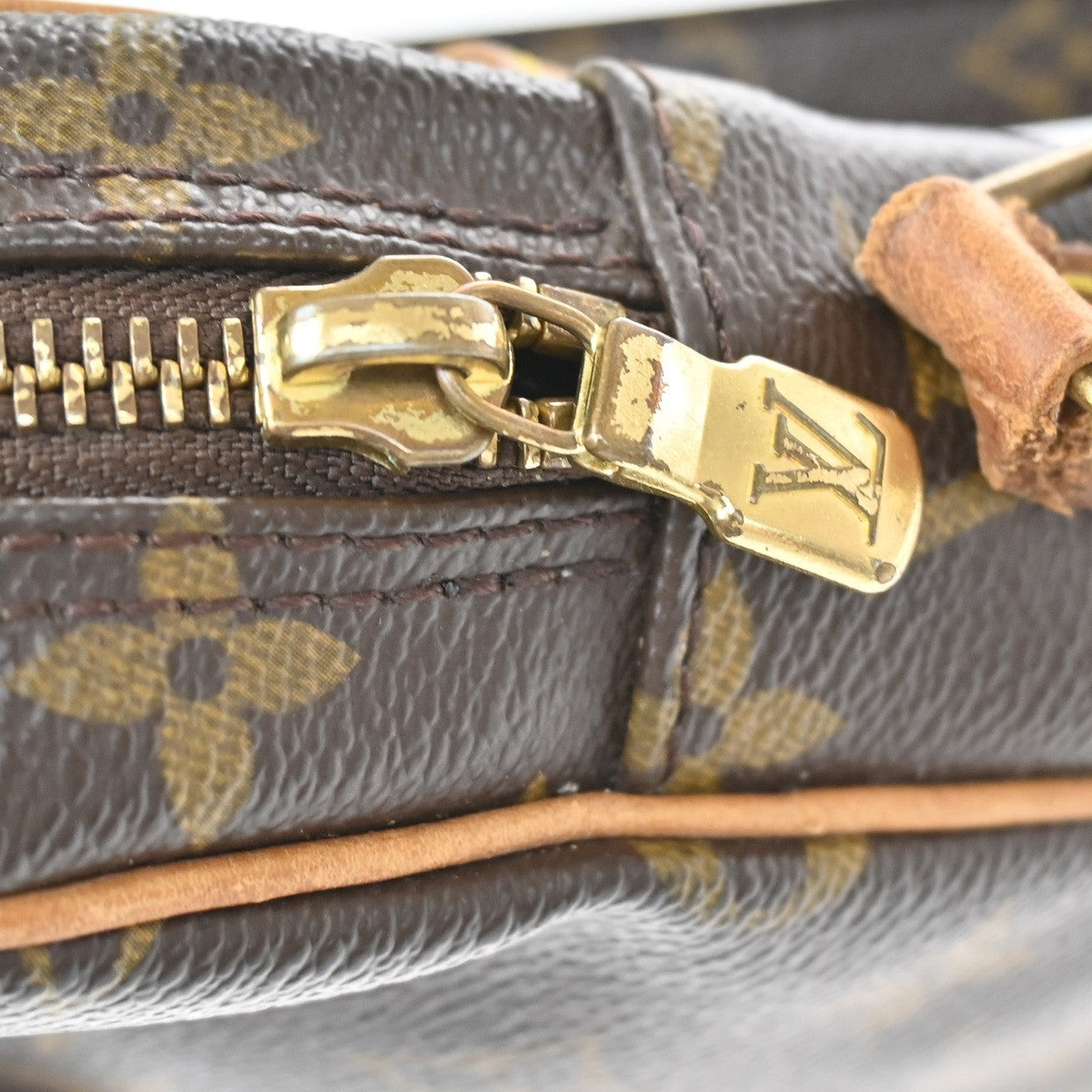 LOUIS VUITTON Danube Shoulder Bag Monogram Leather Brown France M45266 30CA204