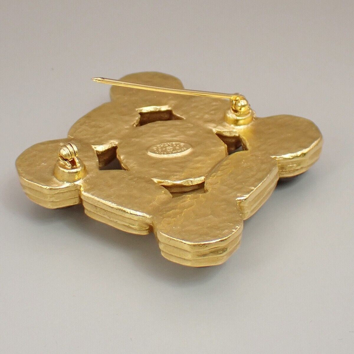 CHANEL CC Logo Pin Brooch 97A Square Gold France Vintage Accessory 93RK083