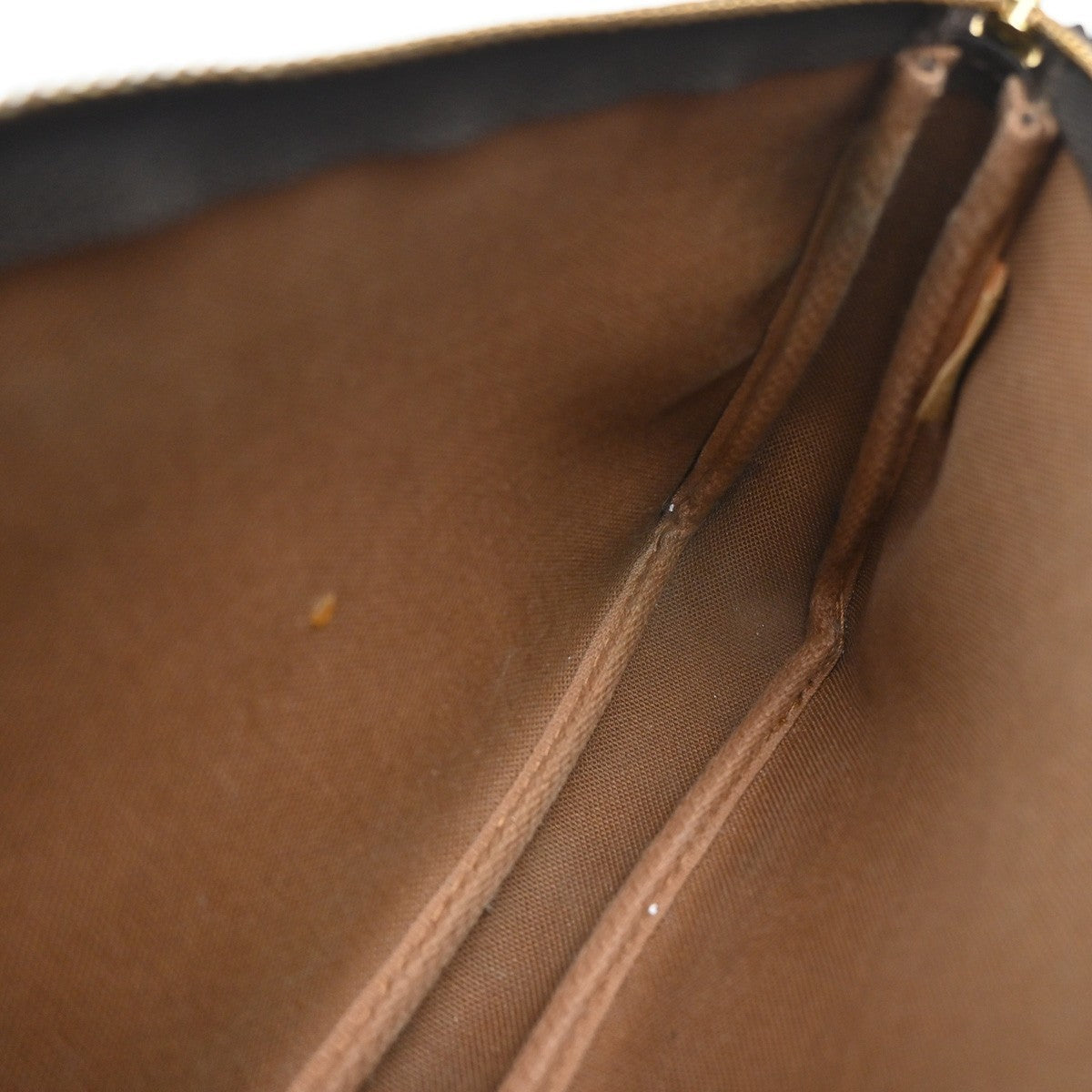 LOUIS VUITTON Pochette Accessoires Hand Bag Monogram Leather BN M51980 84KP295