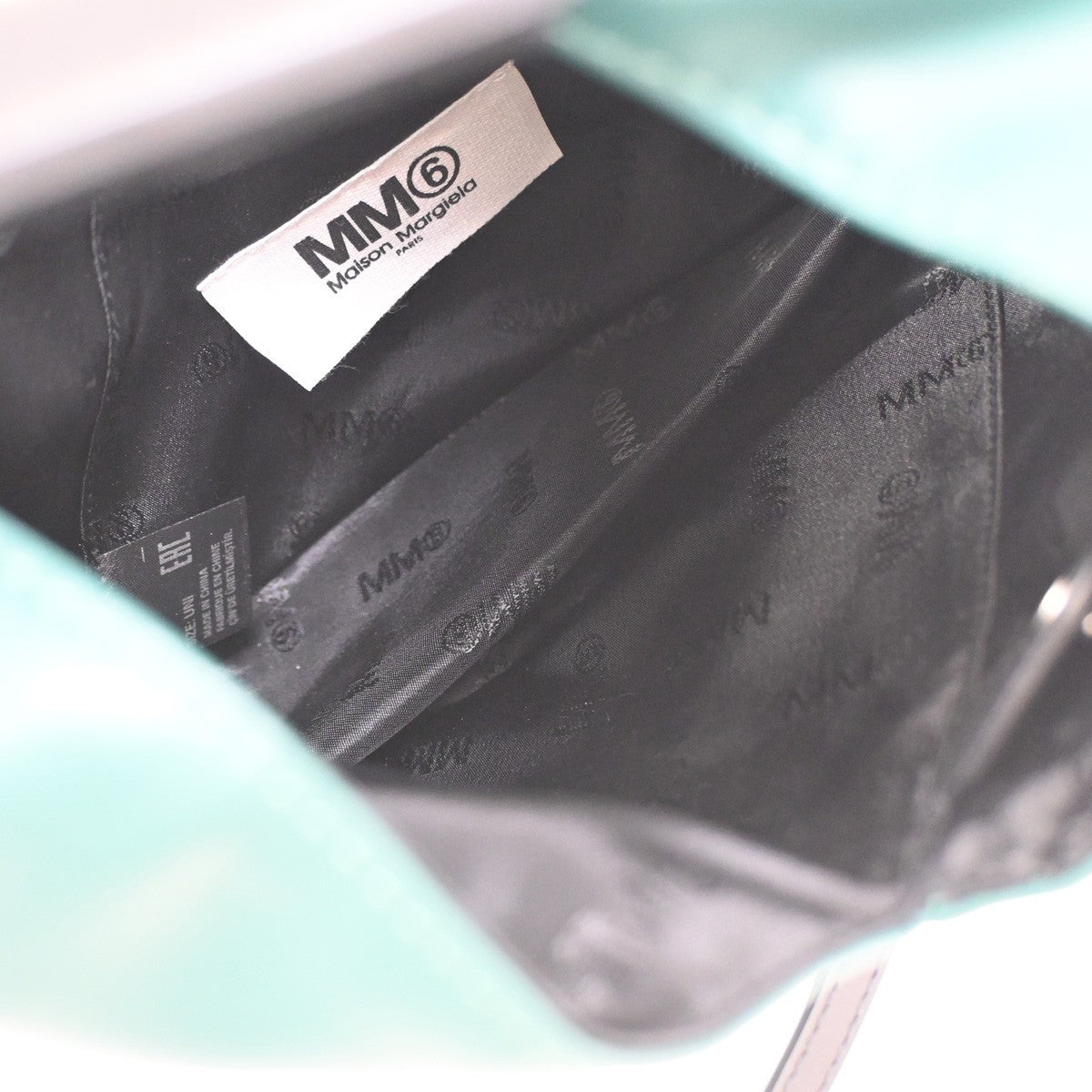 Maison Margiela Logo MM6 Mini Crossbody Shoulder Bag Leather Green 30YJ026