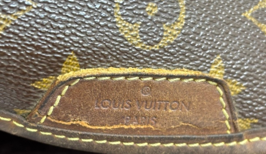 LOUIS VUITTON Menilmontant MM Shoulder Bag Monogram Leather BN M40473 31KB584