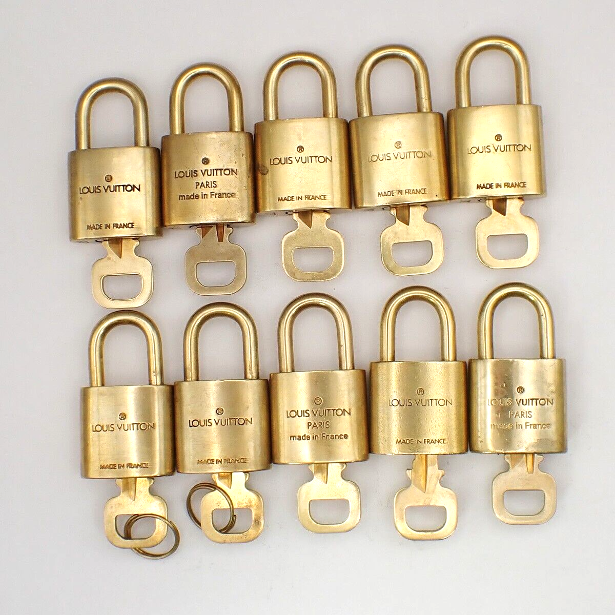 LOUIS VUITTON LV 10 Set  Padlock Key Bag Charm Cadena Gold Plated France 35YF818
