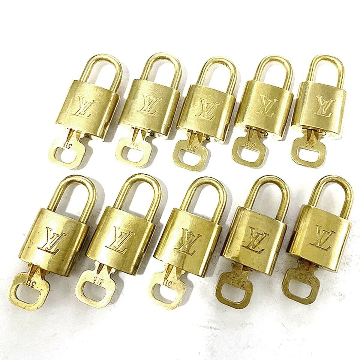 LOUIS VUITTON LV 10 SET PADLOCK KEY BAG CHARM CADENA GOLD-PLATED FRANCE 35MT191